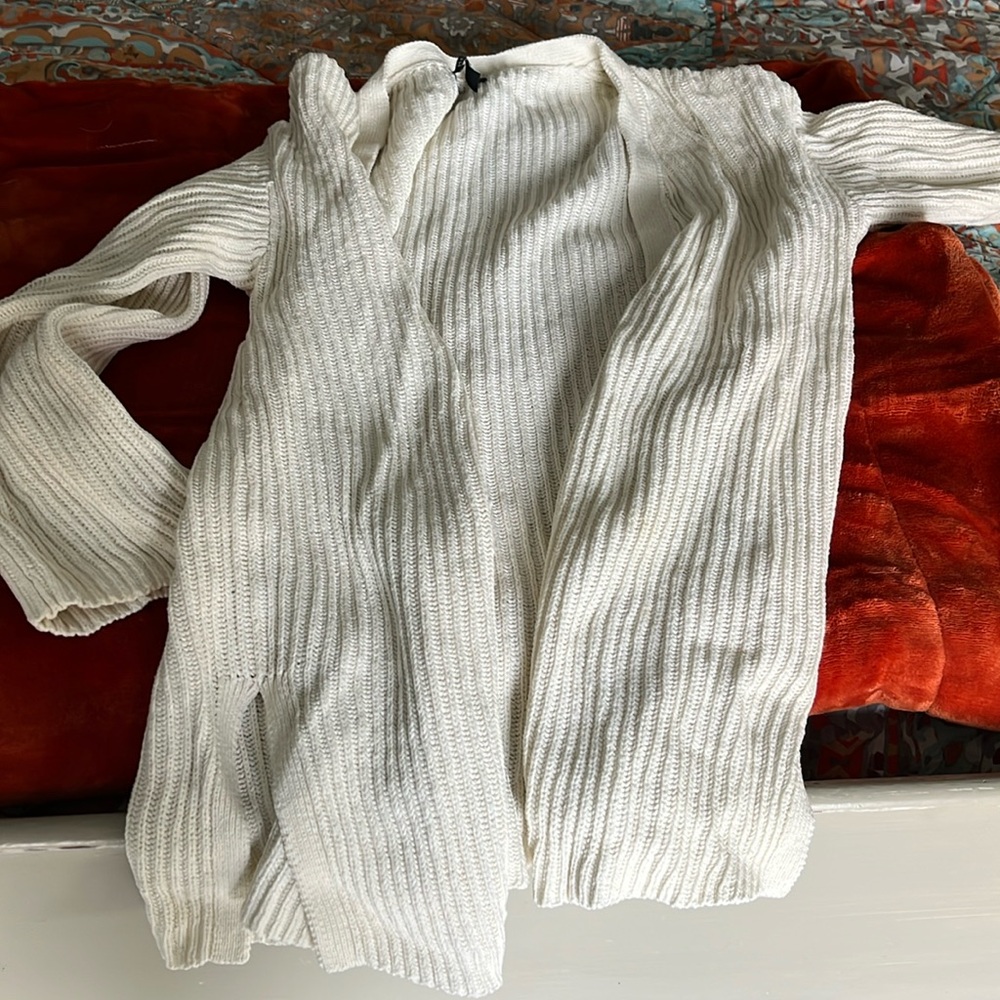 Jcrew mercantile ivory sweater